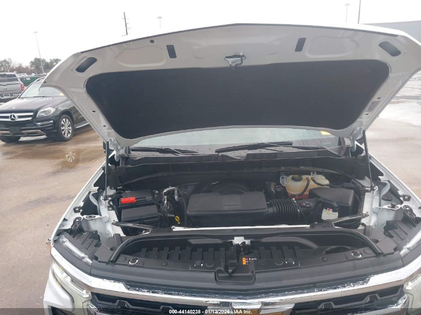 2025 Chevrolet Silverado 1500 - 1GCUKDED6SZ109852