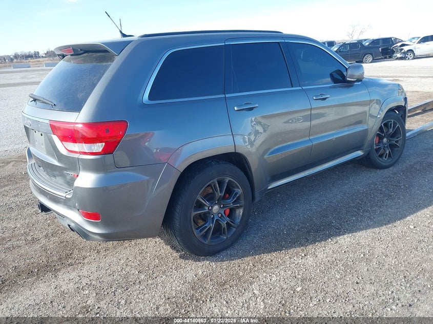 Vin: 1c4rjfdjxcc218220, lot: 44636493, jeep grand cherokee srt8 20124