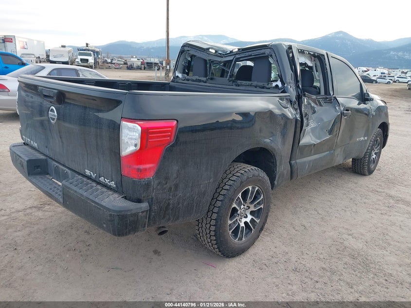 2022 Nissan Titan Sv 4X4