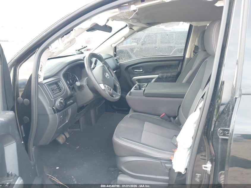 2022 Nissan Titan Sv 4X4