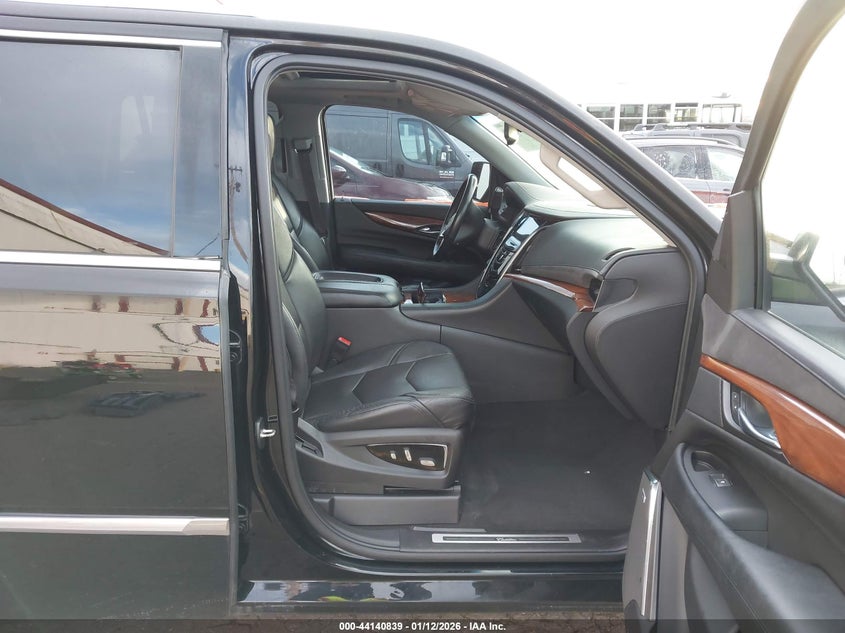 2015 CADILLAC ESCALADE SPORT UTILITY VEHICLE 6.2L V-8 DI, VVT, 420HP