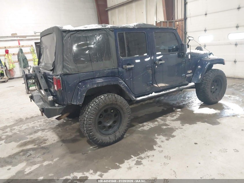 2013 Jeep Wrangler Unlimited Sahara