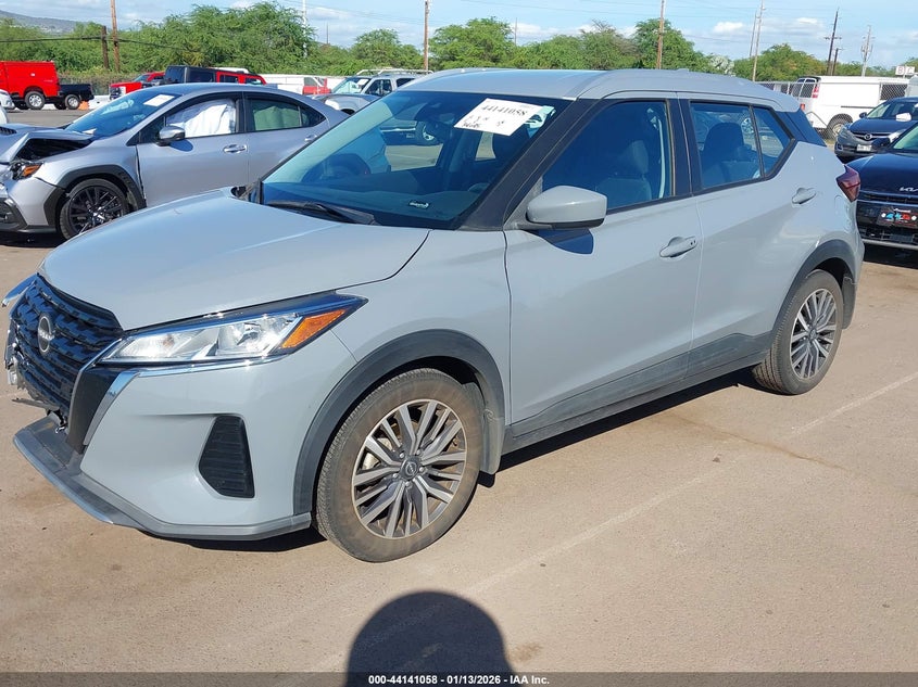 2023 Nissan Kicks Sv Xtronic Cvt