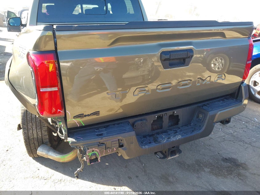 VIN 3TMLB5JN6RM004014 2024 TOYOTA TACOMA TRD SPORT