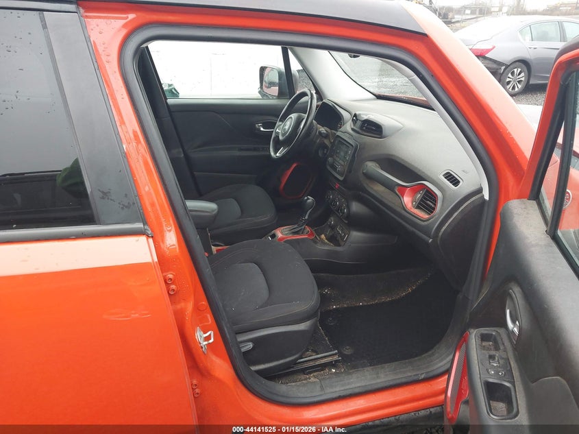 2016 Jeep Renegade Trailhawk