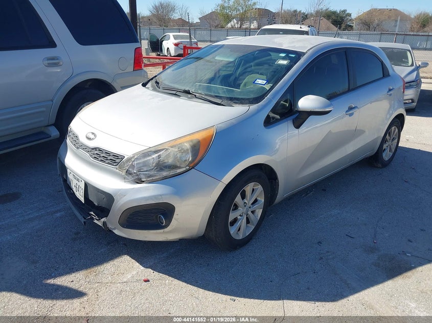 Vin: knadn5a30d6172389, lot: 44637482, kia rio ex 20132