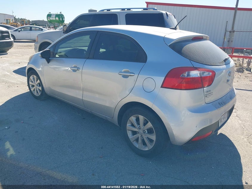 Vin: knadn5a30d6172389, lot: 44637482, kia rio ex 20133