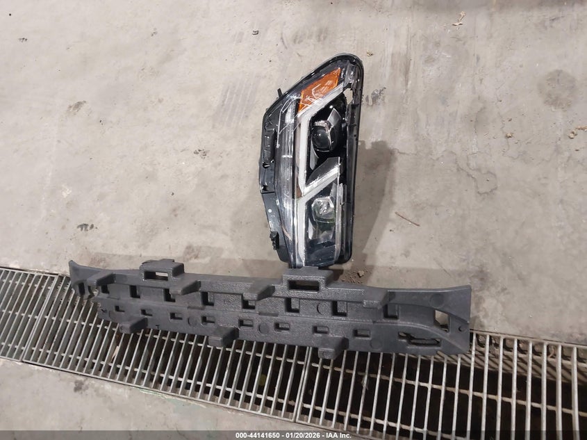 2022 Volkswagen Atlas Cross Sport 3.6L V6 Se W/Technology VIN: 1V2KE2CA8NC227659 Lot: 44141650