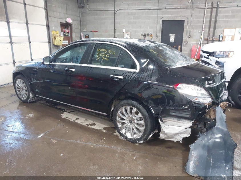 2016 Mercedes-Benz C 300 4Matic