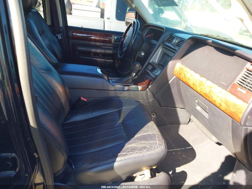 2003 Lincoln Navigator