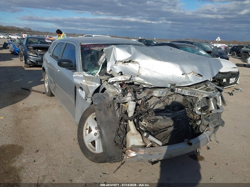 2D4FV48V45H146832 DODGE MAGNUM Photo 1