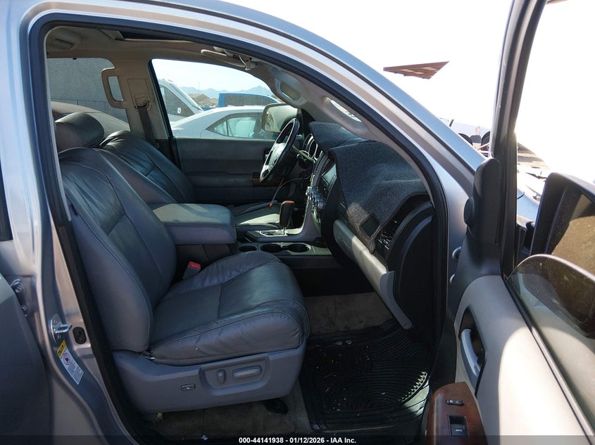 2011 Toyota Sequoia Platinum 5.7L V8