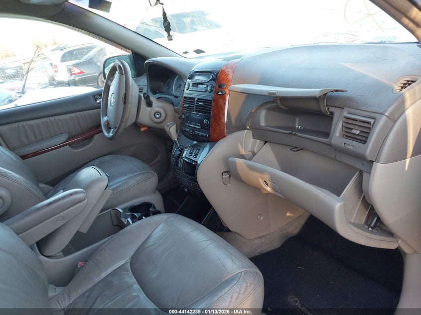 2004 Toyota Sienna Xle