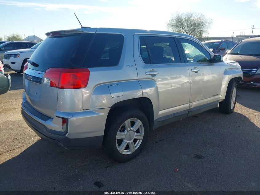 2016 GMC TERRAIN auction photo 4