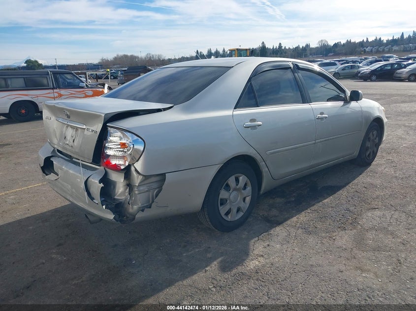 2004 Toyota Camry Le