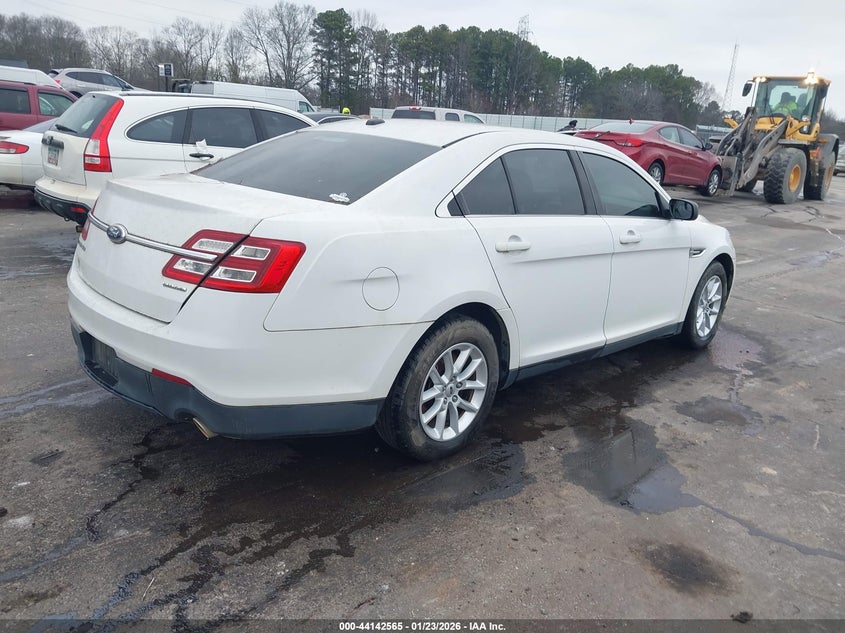 2014 Ford Taurus Se