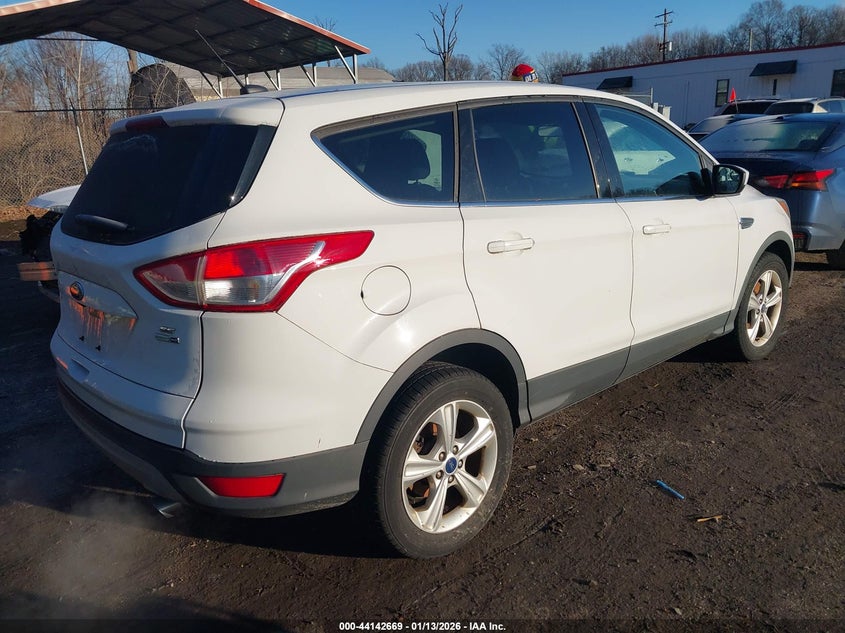 2015 Ford Escape Se