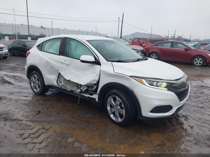 3CZRU6H38NM732839 HONDA HR-V Photo 1