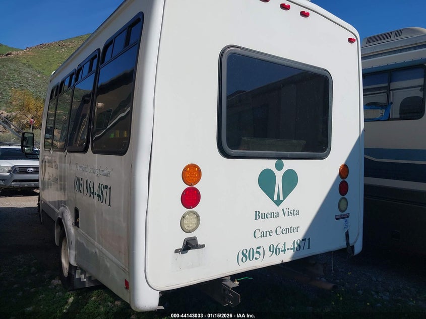 2012 Ford E-350 Cutaway