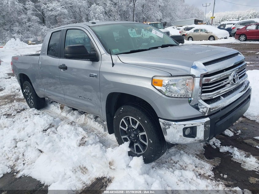 2017 Toyota Tundra Sr5 5.7L V8