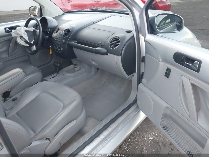 2007 Volkswagen New Beetle 2.5