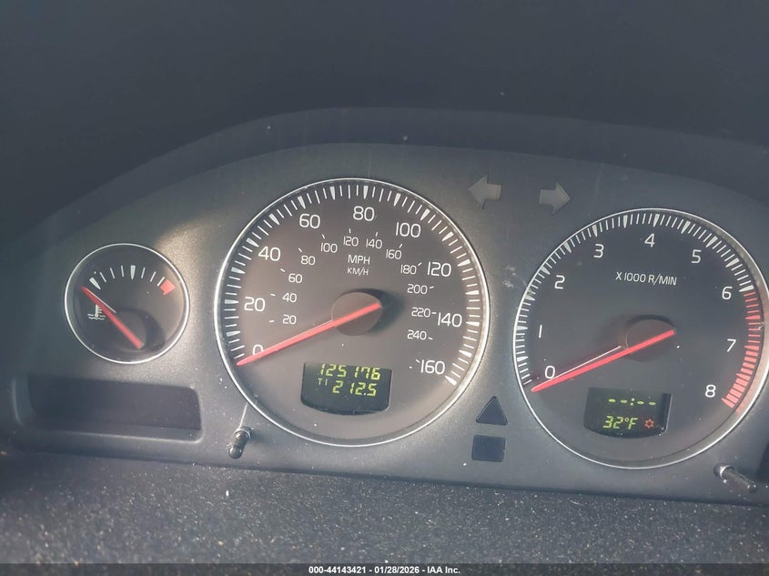 2005 Volvo Xc90 2.5T Awd VIN: YV1CZ911951202796 Lot: 44143421