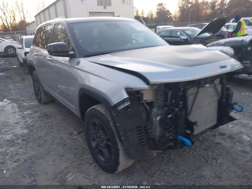 2024 Jeep Grand Cherokee 4Xe Trailhawk Carb State Pkg