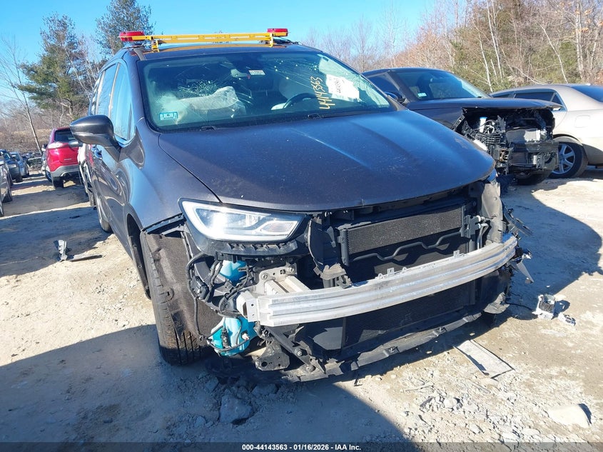 2021 Chrysler Pacifica Touring L