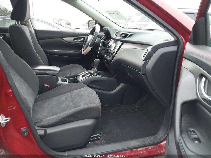 2016 Nissan Rogue Sv