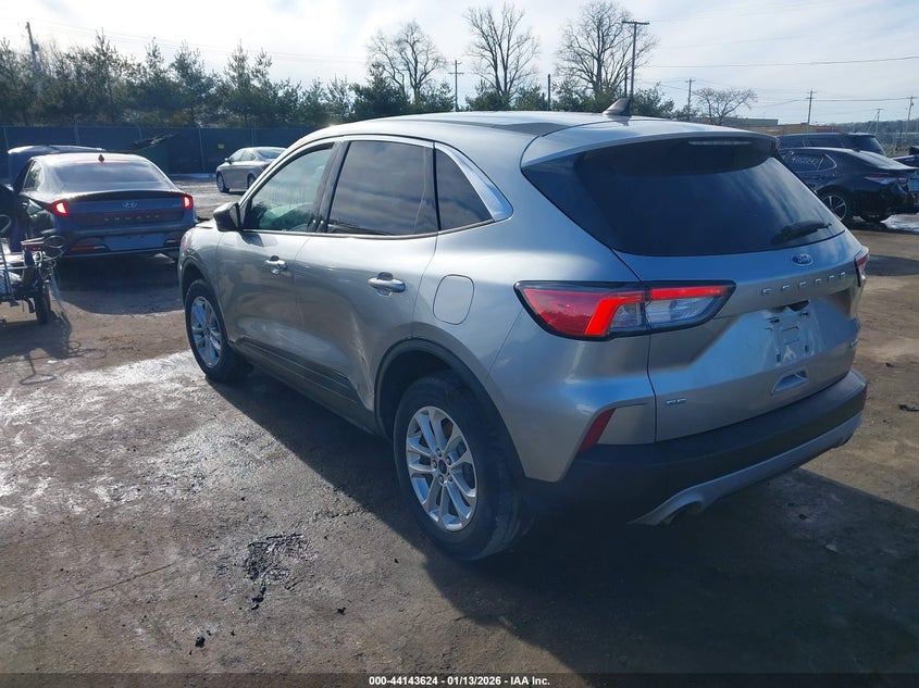 2022 Ford Escape Se