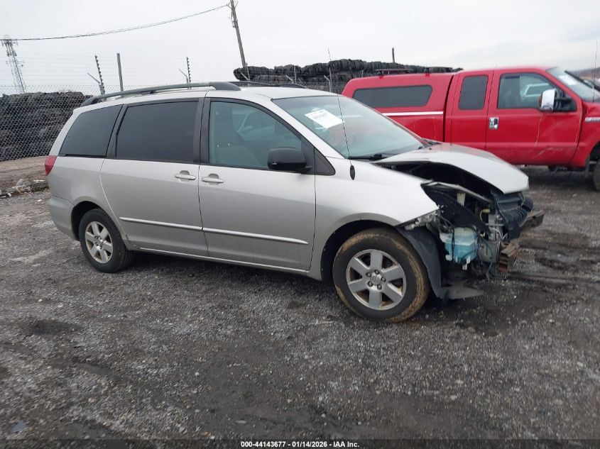 2004 Toyota Sienna Le