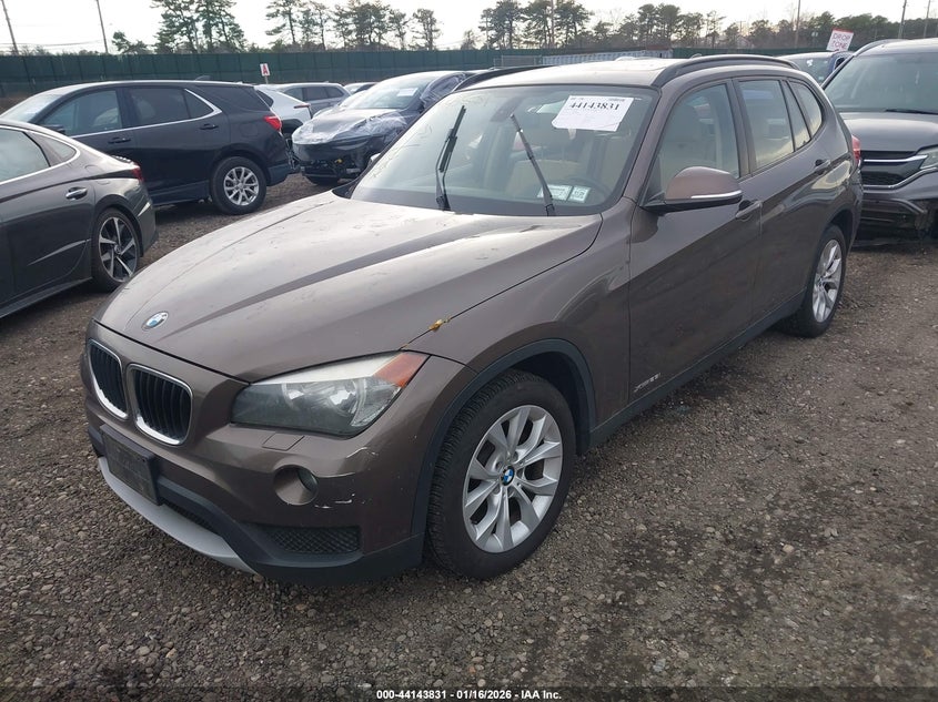 2013 Bmw X1 Xdrive28i WBAVL1C59DVR86211 photo 1