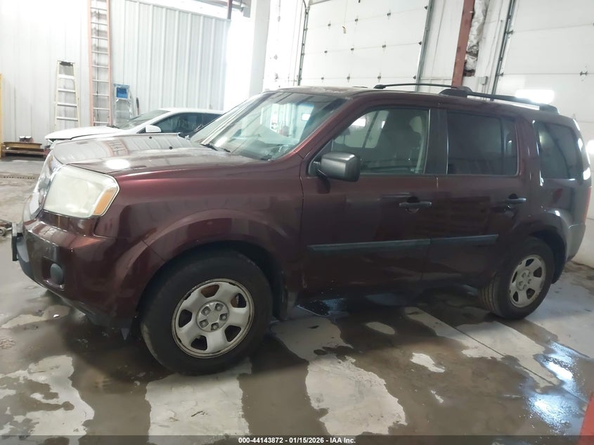 2010 Honda Pilot Lx VIN: 5FNYF4H2XAB015137 Lot: 44143872