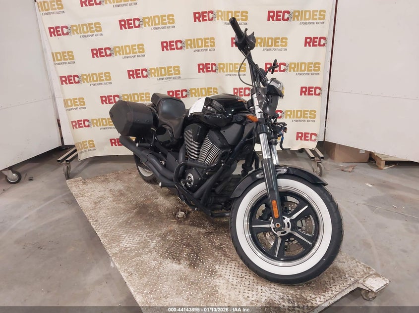 5VPMB36N2D3014651 2013 Victory Motorcycles Judge auction photo 1
