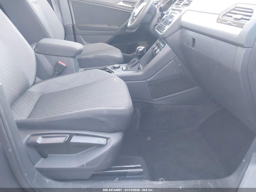 2019 Volkswagen Tiguan 2.0T S