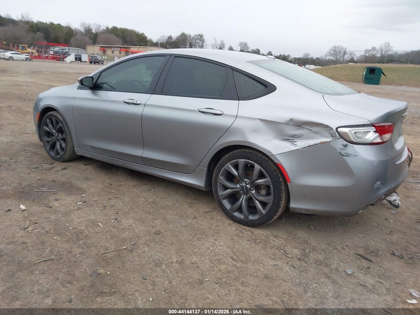 2016 Chrysler 200 S