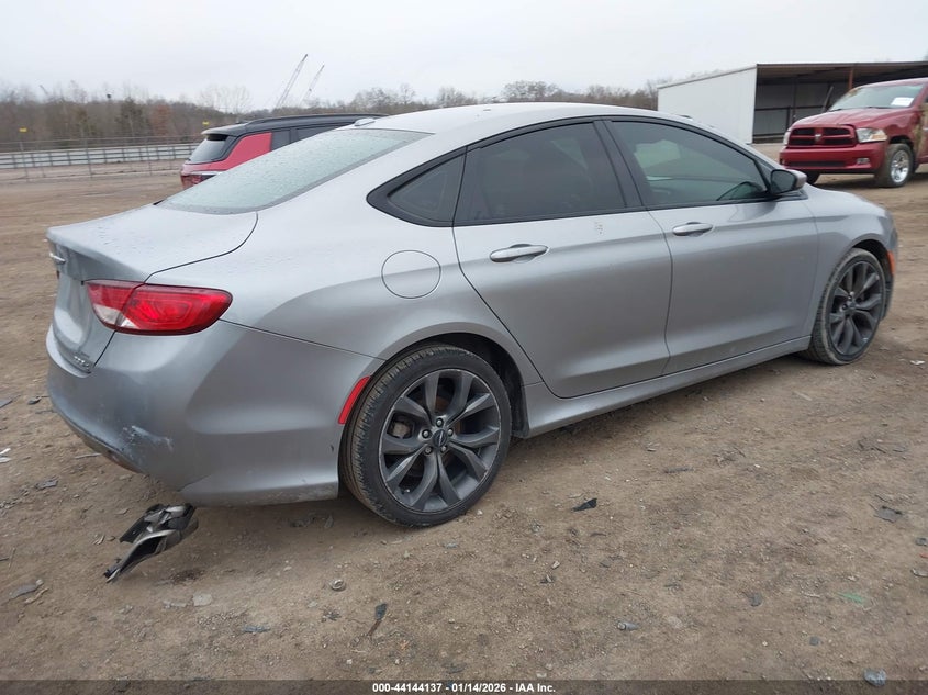 2016 Chrysler 200 S