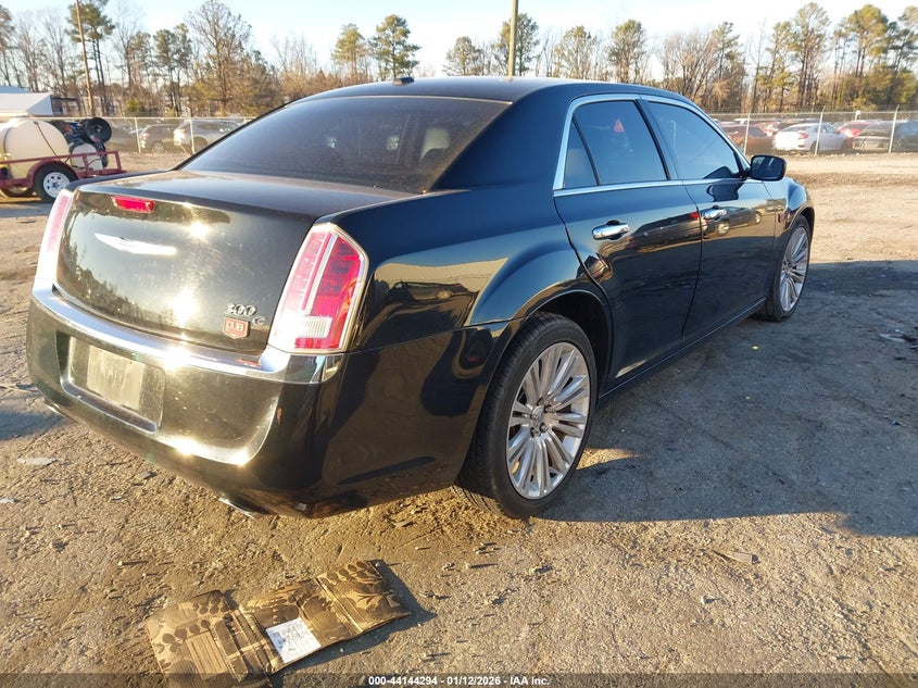 Vin: 2c3ccaet2ch256383, lot: 44640226, chrysler 300c 20124
