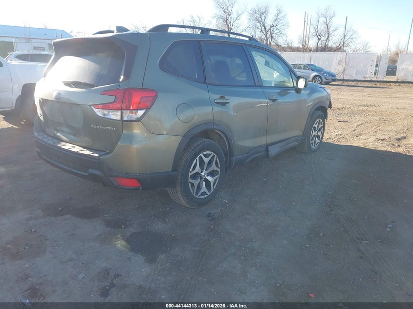2020 Subaru Forester Premium