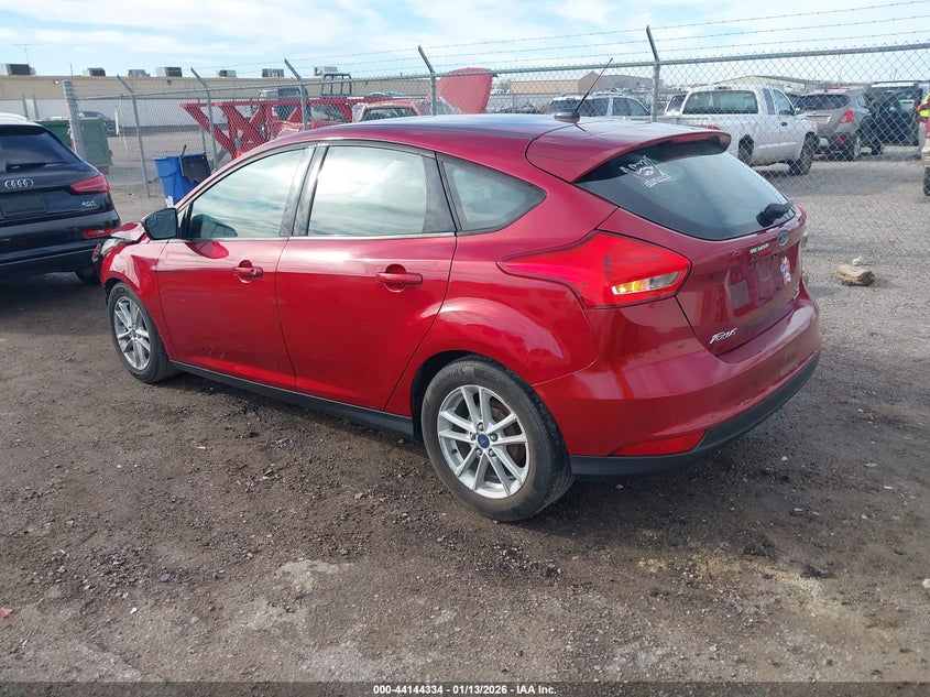 Vin: 1fadp3k25gl217023, lot: 44640266, ford focus se 20163