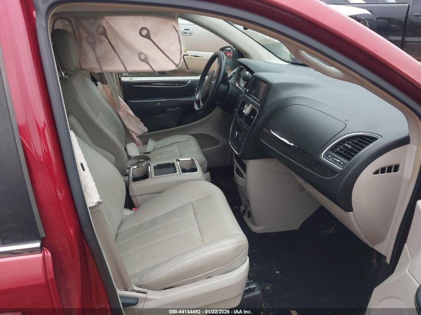 2012 Chrysler Town & Country Touring