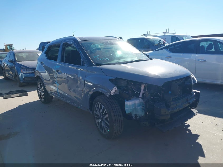 2023 Nissan Kicks Sv Xtronic Cvt