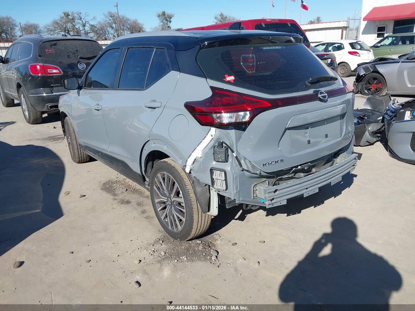 2023 Nissan Kicks Sv Xtronic Cvt