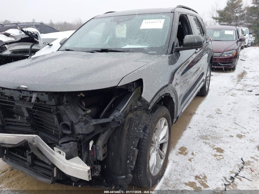 2020 Ford Explorer Xlt