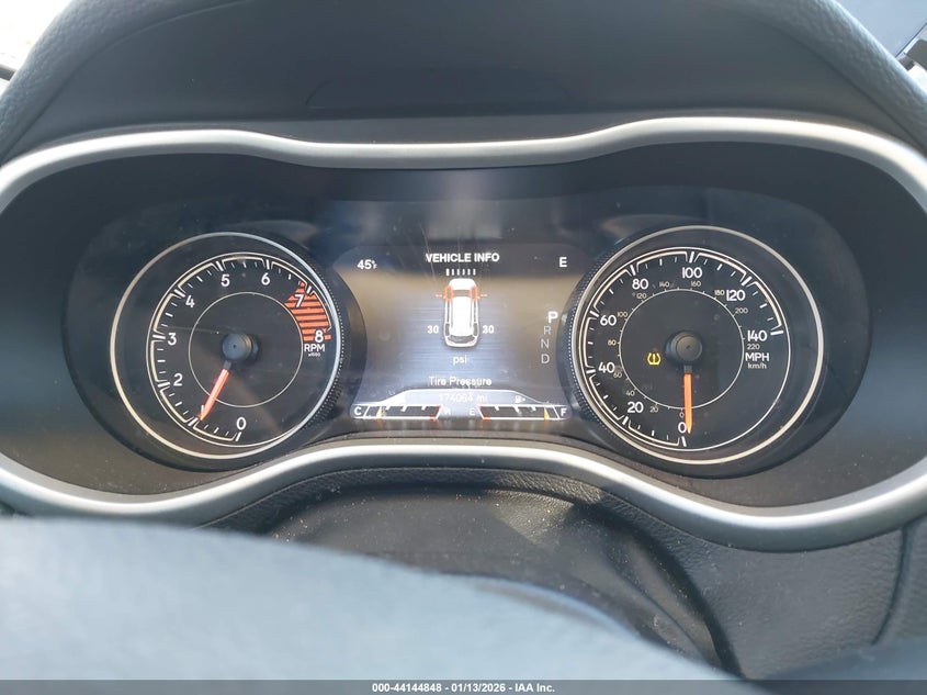 VIN 1C4PJMBSXHW571674 2017 JEEP CHEROKEE TRAILHAWK 4X4/TRAILHAWK L PLUS 4X4