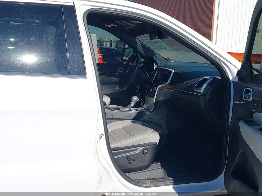 2018 Jeep Grand Cherokee Sterling Edition 4X2