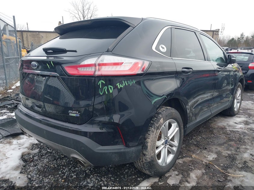 2019 Ford Edge Sel
