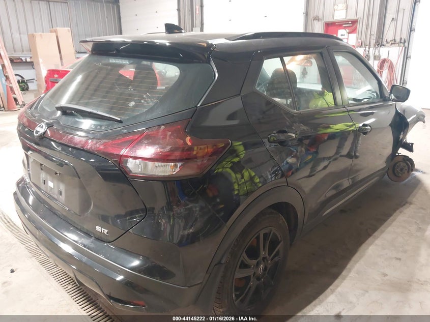 2023 Nissan Kicks Sr Xtronic Cvt