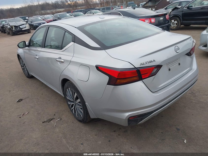 2024 Nissan Altima Sv Fwd