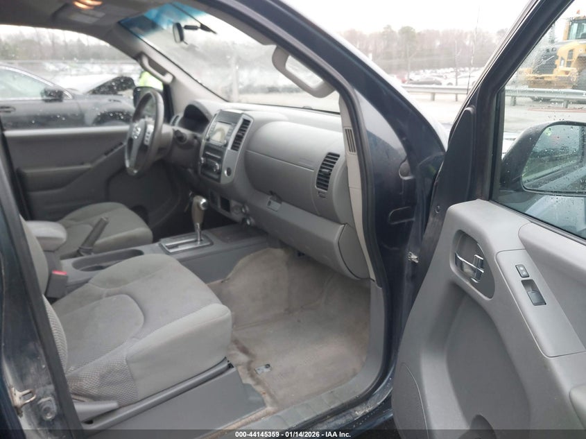 2015 Nissan Frontier Desert Runner/S/Sl/Sv